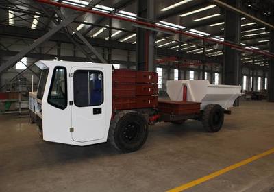 防爆電動無軌膠輪運(yùn)輸車中標(biāo)神華能源_愛卡汽車