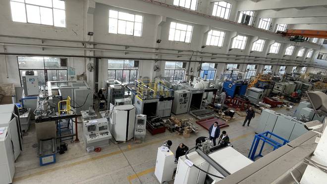 桂林獅達真空電子束焊機 風生水起，鑄就裝備制造業新旗幟